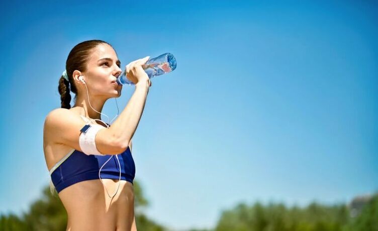 Il valore del regime di bere nella dieta