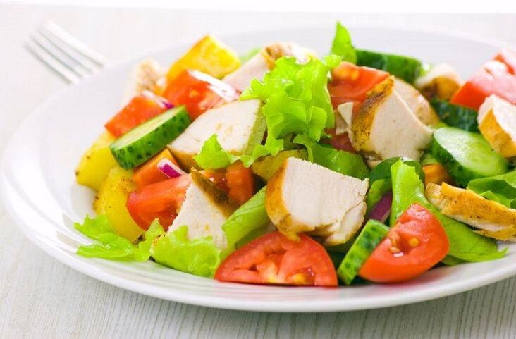 insalata di verdure di pollo dimagrante